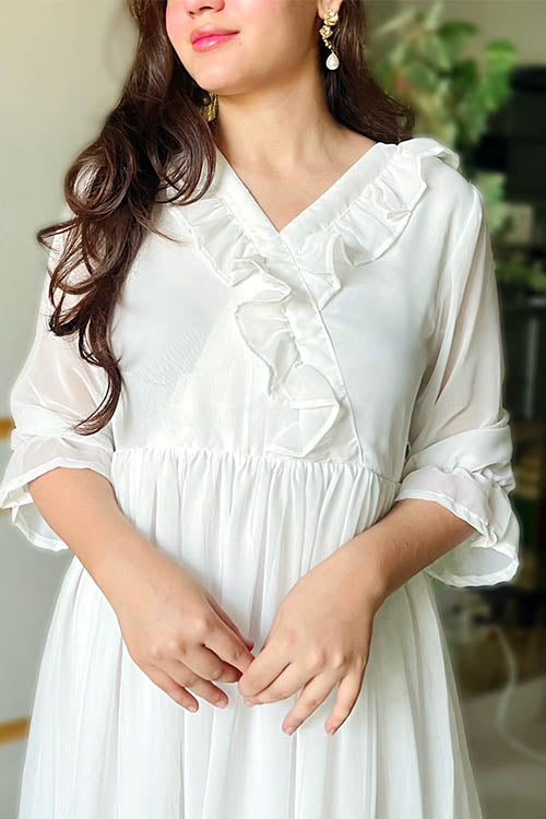 SNOW WHITE