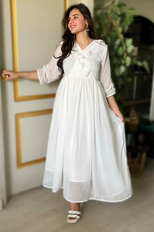 SNOW WHITE