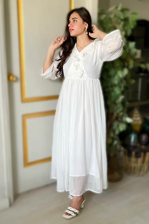 SNOW WHITE