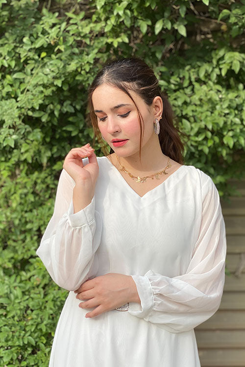 TIMELESS WHITE